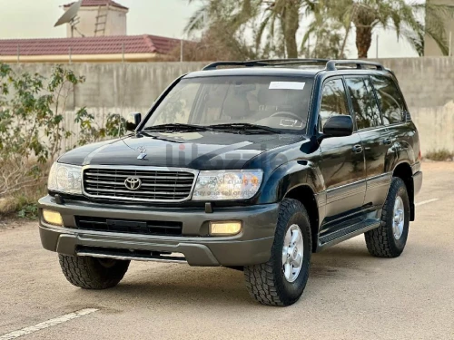 تويوتا لاندكروزر 2005