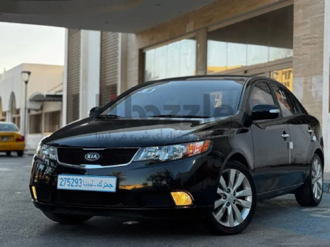 كيا فورتي 2011