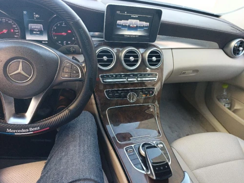 مرسيدس W205 للبيع - دفع خلفي