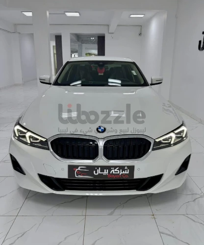 بي ام دبليو 320i 2025