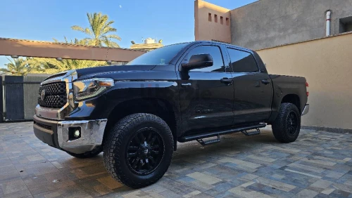 Toyota tundra 2019-2020 4X4 5.7
