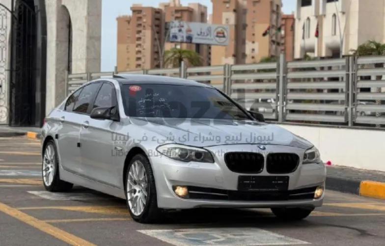 بي ام دبليو 528 i