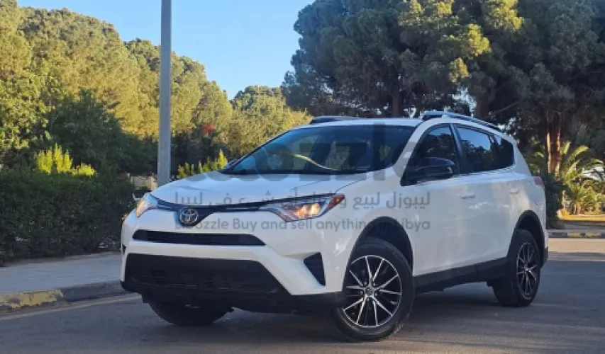 تويوتا راف فور 2017