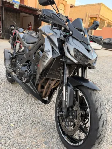 Kawasaki Z1000 ropot