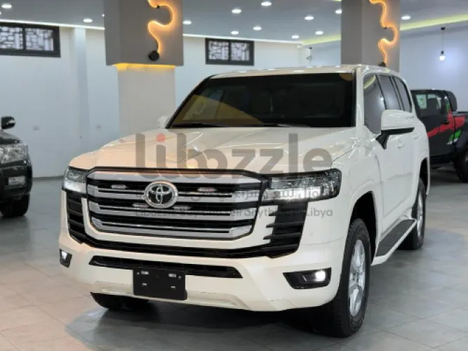 تويوتا لاندكروزر مصفحة 2025