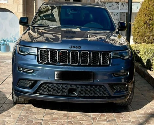 جيب شيروكي 2021 X limited  اعلى صنف بحاله ممتازه جدا