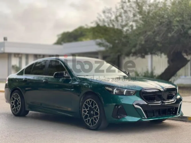 بي ام دبليو KIT M5 2025