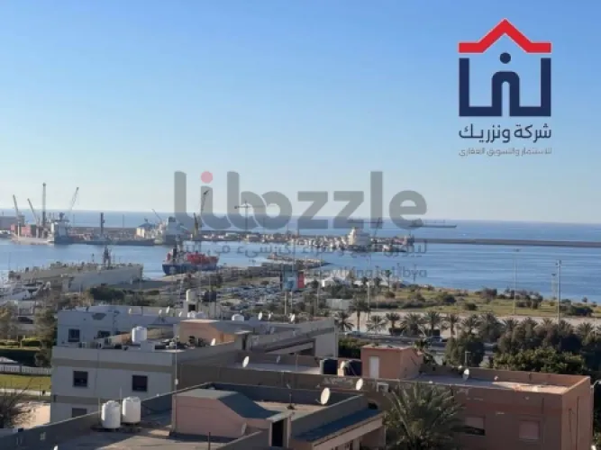 شقه. بحريه لبيع 700 الف. الدهماني.
