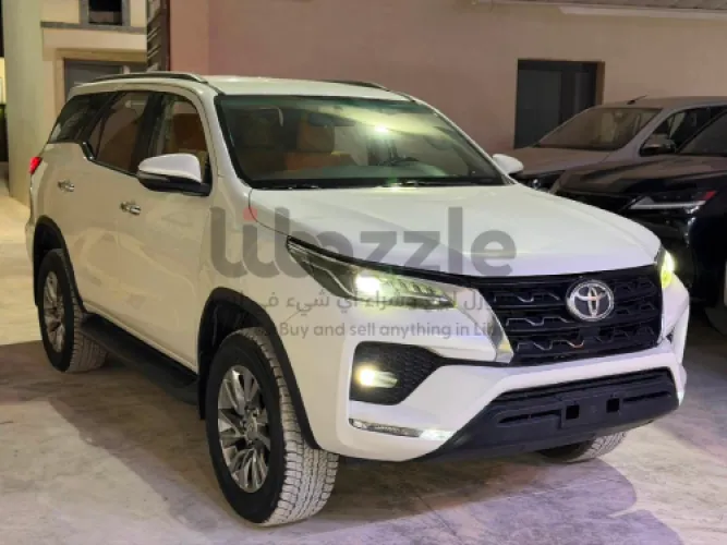 تويوتا فورتشنر 2022 زواق الدار حاله الدار