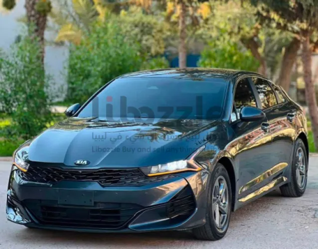 كيا J 5 2022