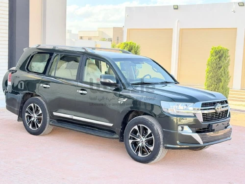 تويوتا لاندكروزر