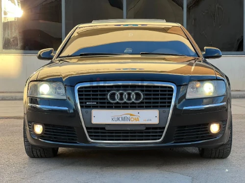أودي A 8