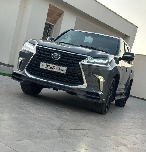 لكزس LX 570