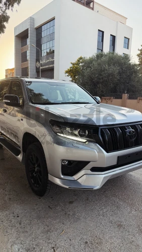 تويوتا برادو محليه TOYOTA PRADO VX 2021