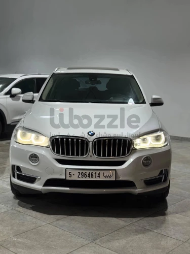 بي ام دبليو X5 الوكيل