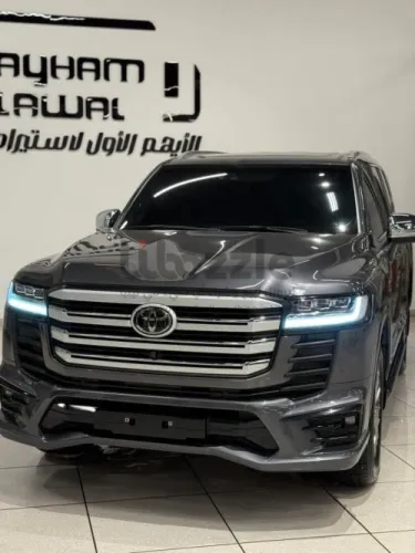 تويوتا لاندكروزر VXR 2024