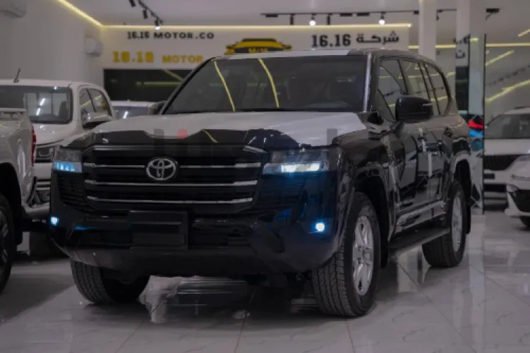 تويوتا لاندكروزر 2024