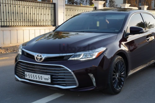 تيوتا افالون2017