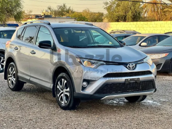 تويوتا راف فور 2017