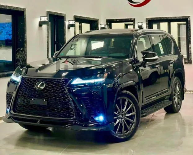لكزس LX600 2025