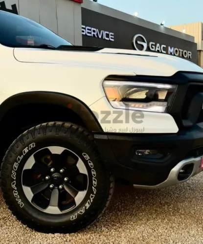 دودج RAM REBEL