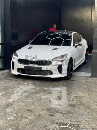 kia stinger. | كيا ستنقر