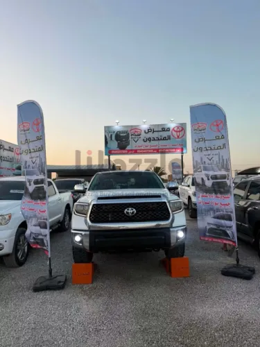 TOYOTA TUNDRA