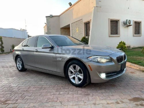 بي ام دبليو 528 2013