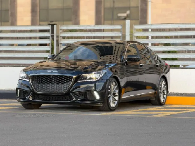 هونداي جينيسيس 2015