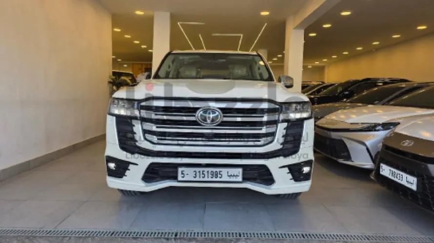 تويوتا لاندكروزر فل 2024