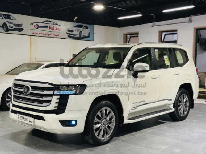 تايوتا لاندكروزر 2024