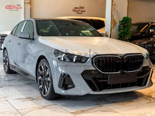 بي ام دبليو 530i 2025