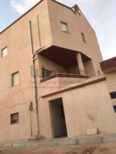 عماره تجاريه للبيع