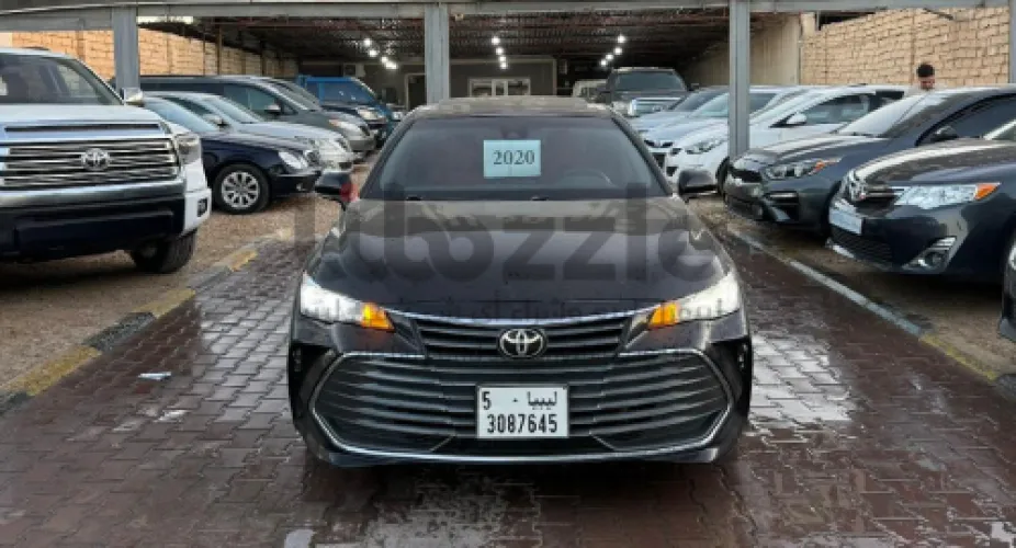 تويوتا افالون 2020