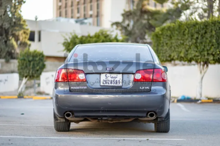 كيا اوبتيما 2008