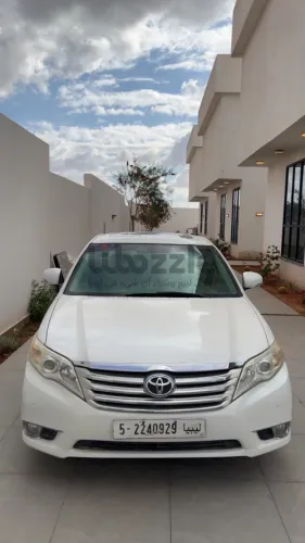 تيوتا افالون 2011 Limited (محلية)