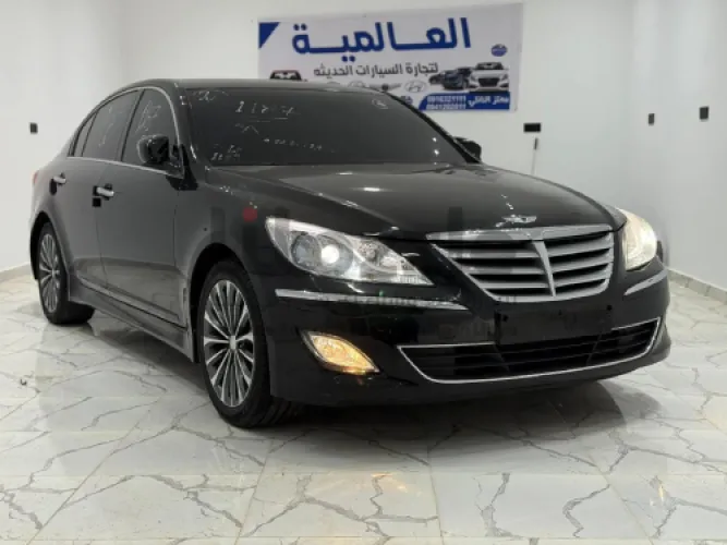 هونداي جينيسيس 2013