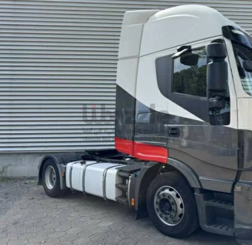 وطواط  460 كورسا 11