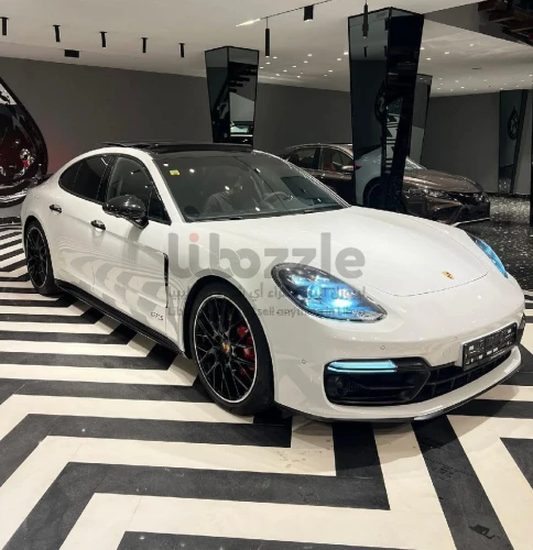 بورش باناميرا  GTS 2021
