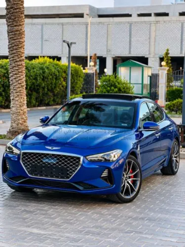 Genesis g70 prestige..30 miles...