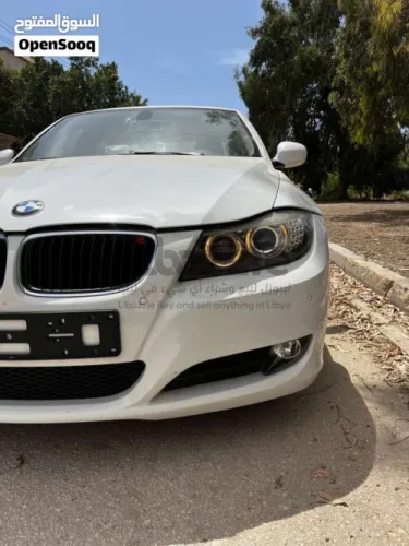 BMW 320i e90 n46 model 2011