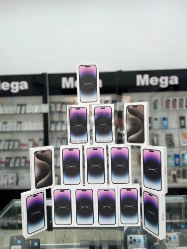 𝐈𝐏𝐡𝐨𝐧𝐞 𝟏4 𝐏𝐫𝐨 𝐌𝐚𝐱