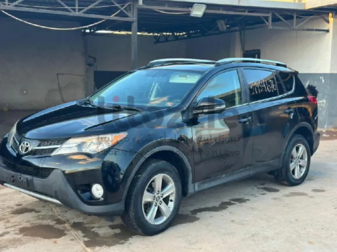 تويوتا راف فور 2015