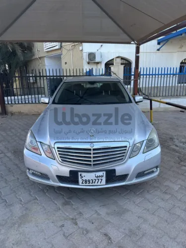 مرسيدس E300