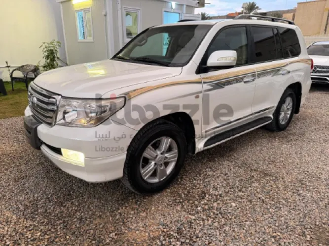 تويوتا لاندكروزر