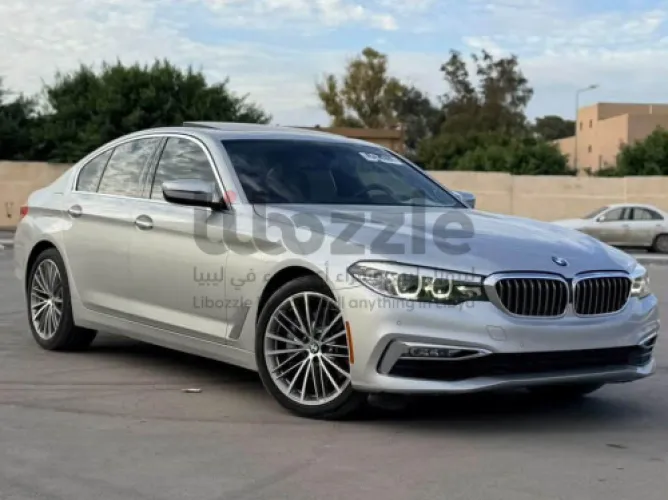 بي ام دبليو 530i