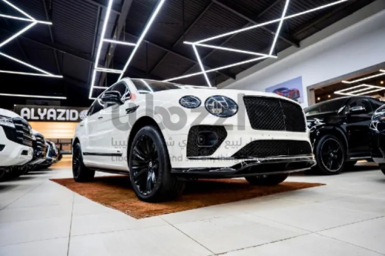 بنتلي بنتايجا سبيد 2023 🇬🇧
