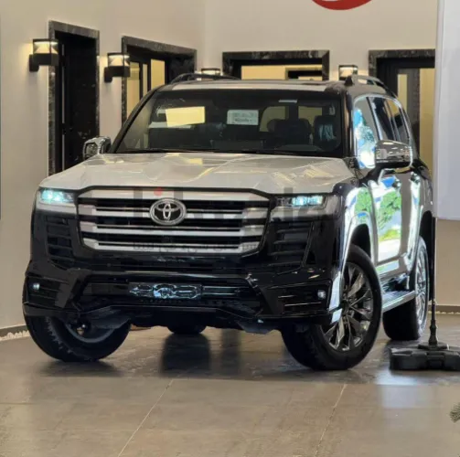 تويوتا لاندكروزر VXR 2026
