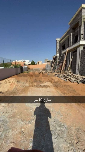 قطع اراضي للبيع المساحات من 300متر وطلع