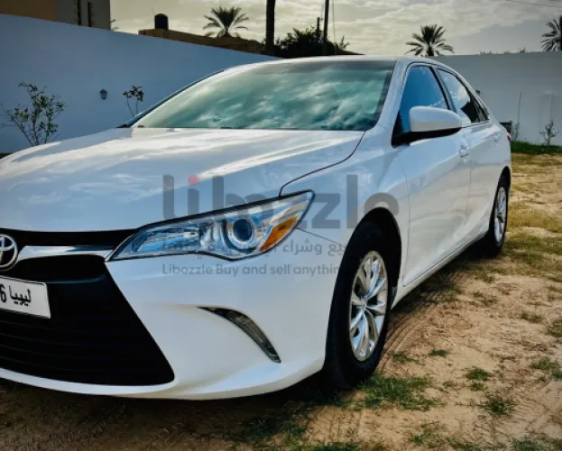 تيوته كامري 2015